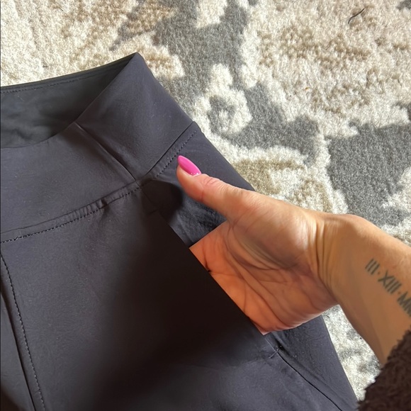 Lululemon Black Joggers Size 2 In Black - Picture 6 of 10